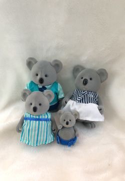 Lil woodzeez koala family