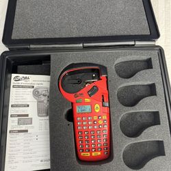 Brady ID Pal Label Maker With Case