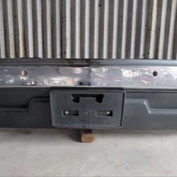 2014-2015 Chevy Silverado 1500 Front Bumper OEM 