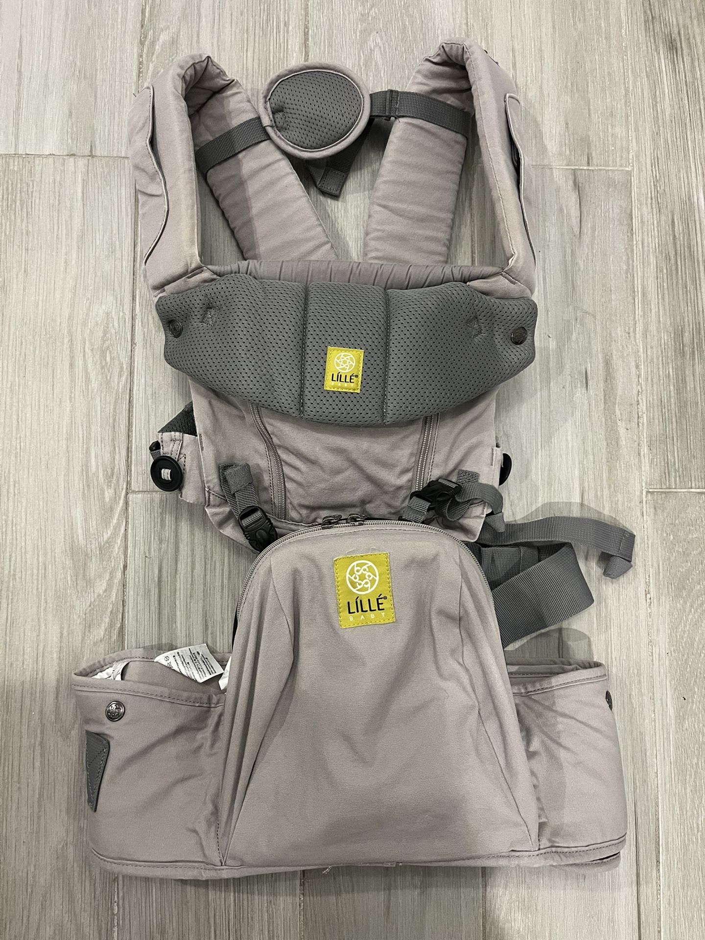 Lillebaby SeatMe Baby Carrier With Hipseat