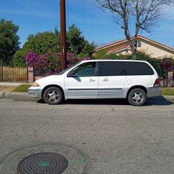 2000 Ford Windstar