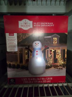 Brand New 10ft Tall Snowman Christmas Inflatable. "CHECK OUT MY PAGE FOR MORE DEALS "