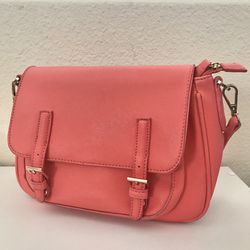 Urban Expressions Leather Messenger Bag Purse Peach Pastel