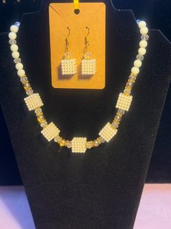 Necklace set