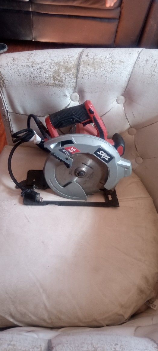 Sierra Skil Electrica Izquierda