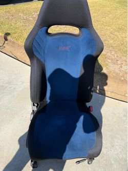 STi Seats