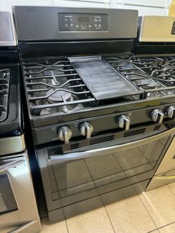 GE 5 burner gas stove black stainless