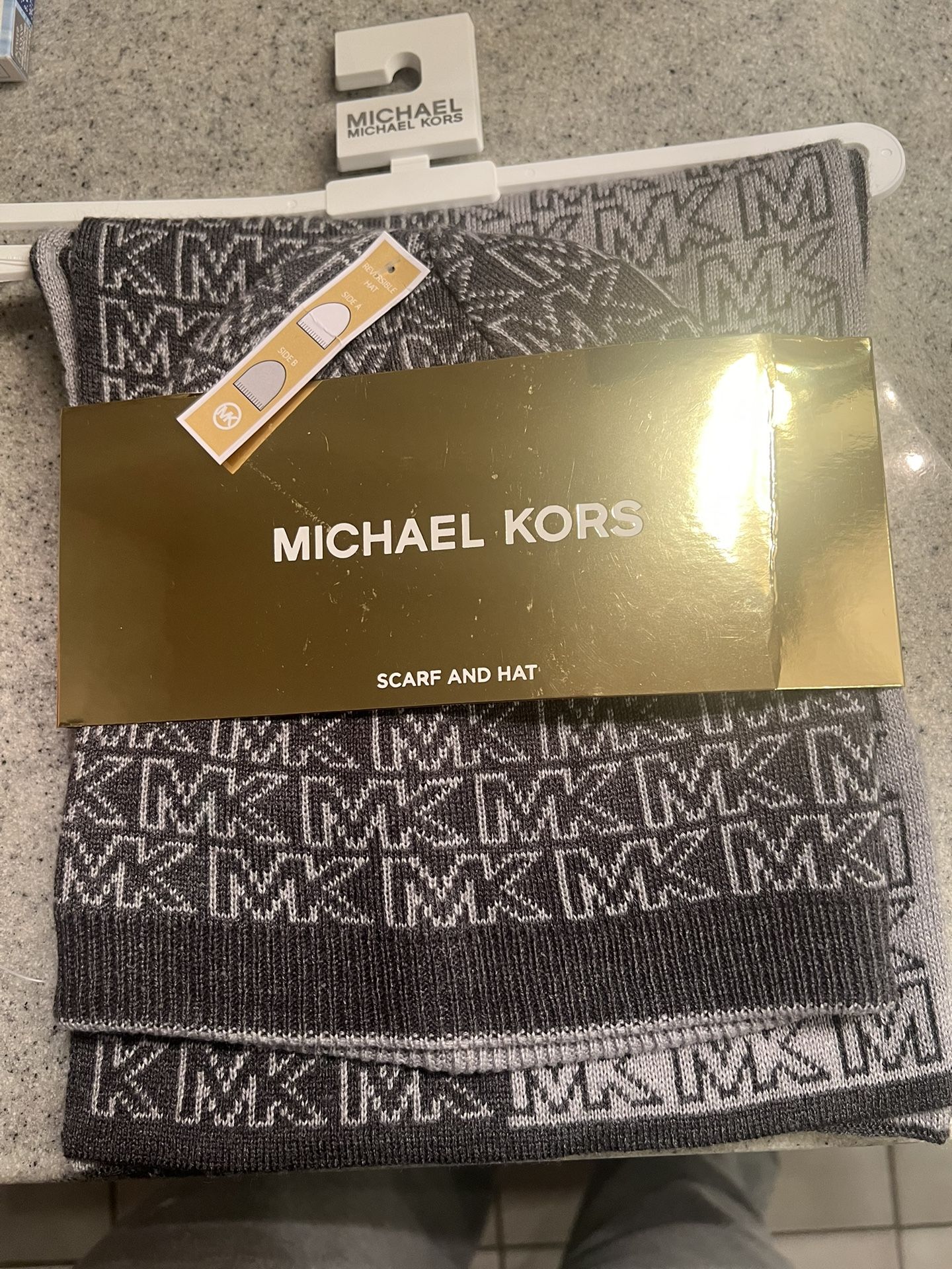 Michael Kors Hat And Scarf Set