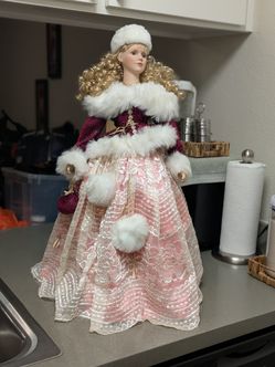 Victorian-style porcelain collectible Like Now 