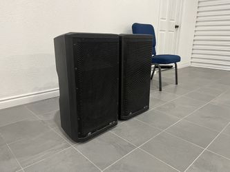 Peavey Dm115 Powered Speakers