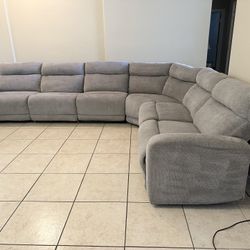 Like New Power Reclining Sectional-FREE DELIVERY 🚚 