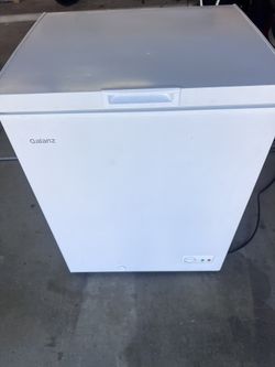 Garage Chest Freezer Top Load GREAT Shape