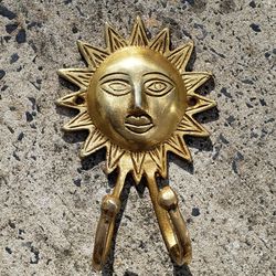 Brass Sun Face Hook