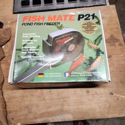 Fishmste Pond Fish Feeder
