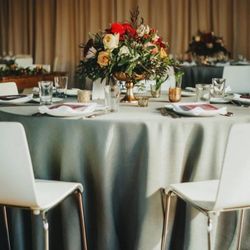120” Round Celery Faux Burlap Heavyweight Table Cloth (25 Available)