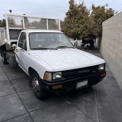 1991 Toyota 3.0 5 Speed Flatbed Dump Truck 