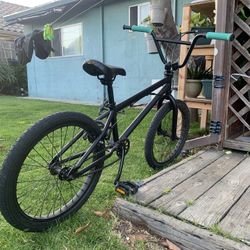 20” Mongoose BMX