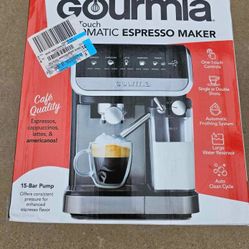 Gourmia Espresso, Cappuccino, Latte & Americano Maker with Automatic Frothing
