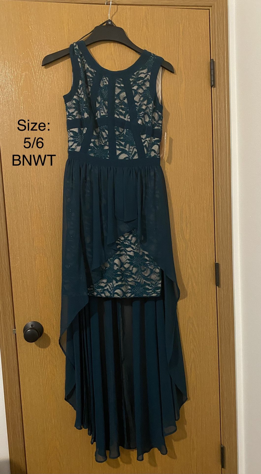 Morgan & Co. Emerald Green Dress