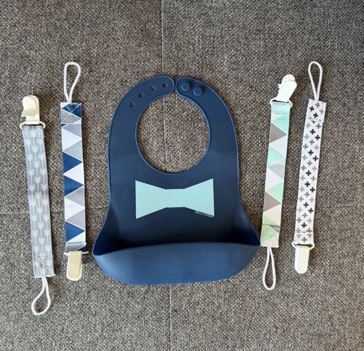 Bib & Pacifier Clips