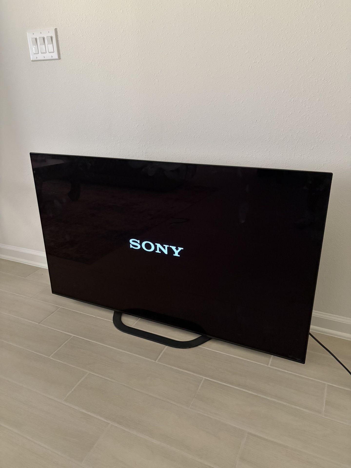 SONY 55” OLED TV