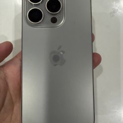 iPhone 15 pro 128gb  Unlocked Natural 