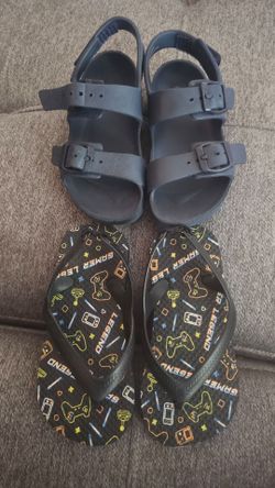 Boys sandals sz 10