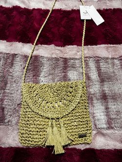 Roxy straw crossbody