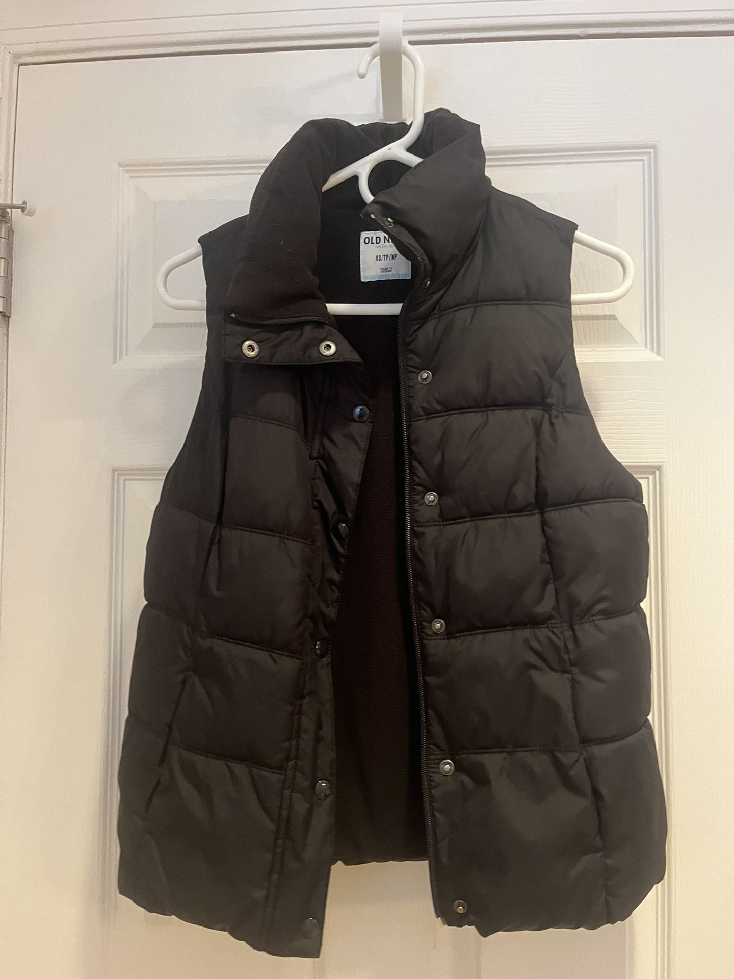 Black Fleece Lined Puffer Vest