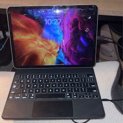 iPad Pro 11 Inch With Magic Key Board 
