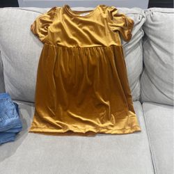 Gold Dress Size 10/12 Girls 