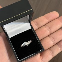 10K White Gold Diamond Heart Ring Size 7