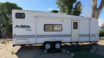 Early 2000 Toy Hauler Thor Wanderer Wagon