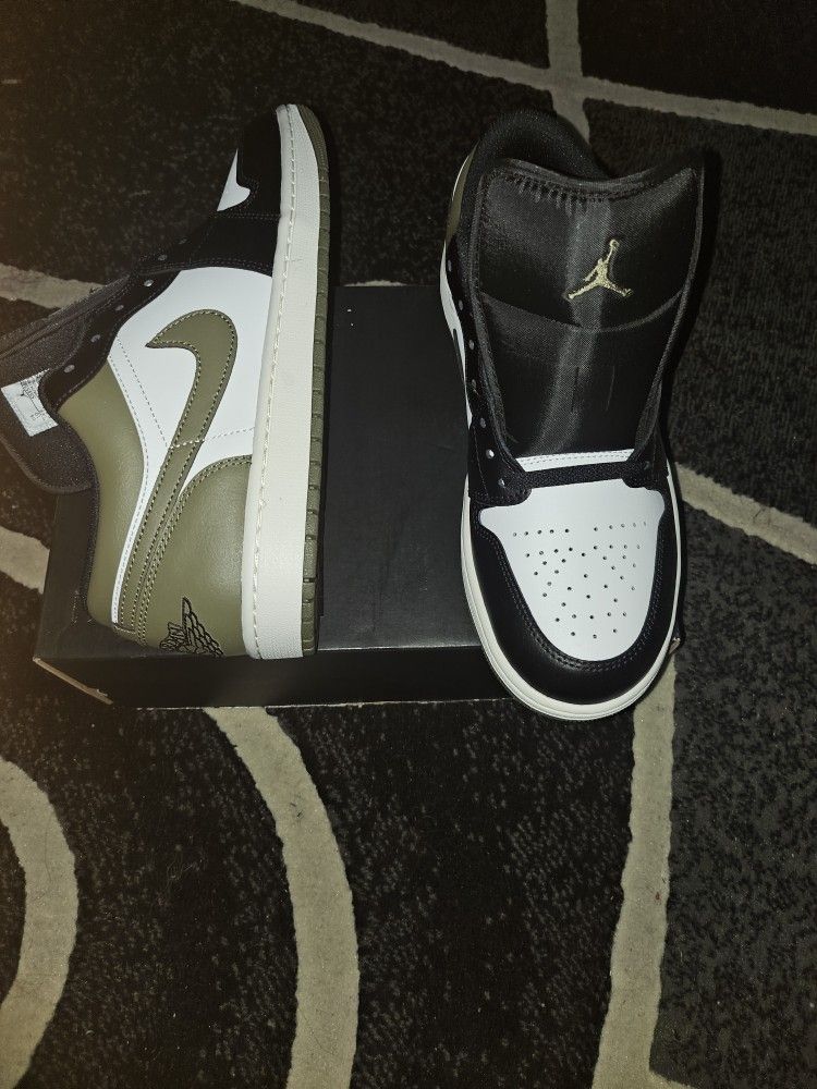 AIR JORDAN 1. LOW MEN SHOES NEW