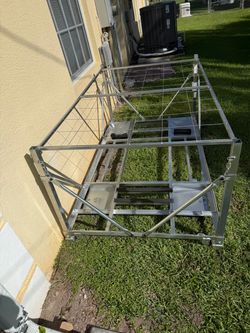 Metal Pallet/Shipping Crate/Frame
