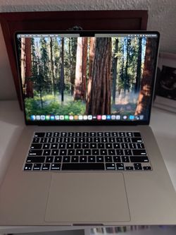 MacBook Air Laptop