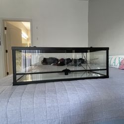 Reptile Tank 