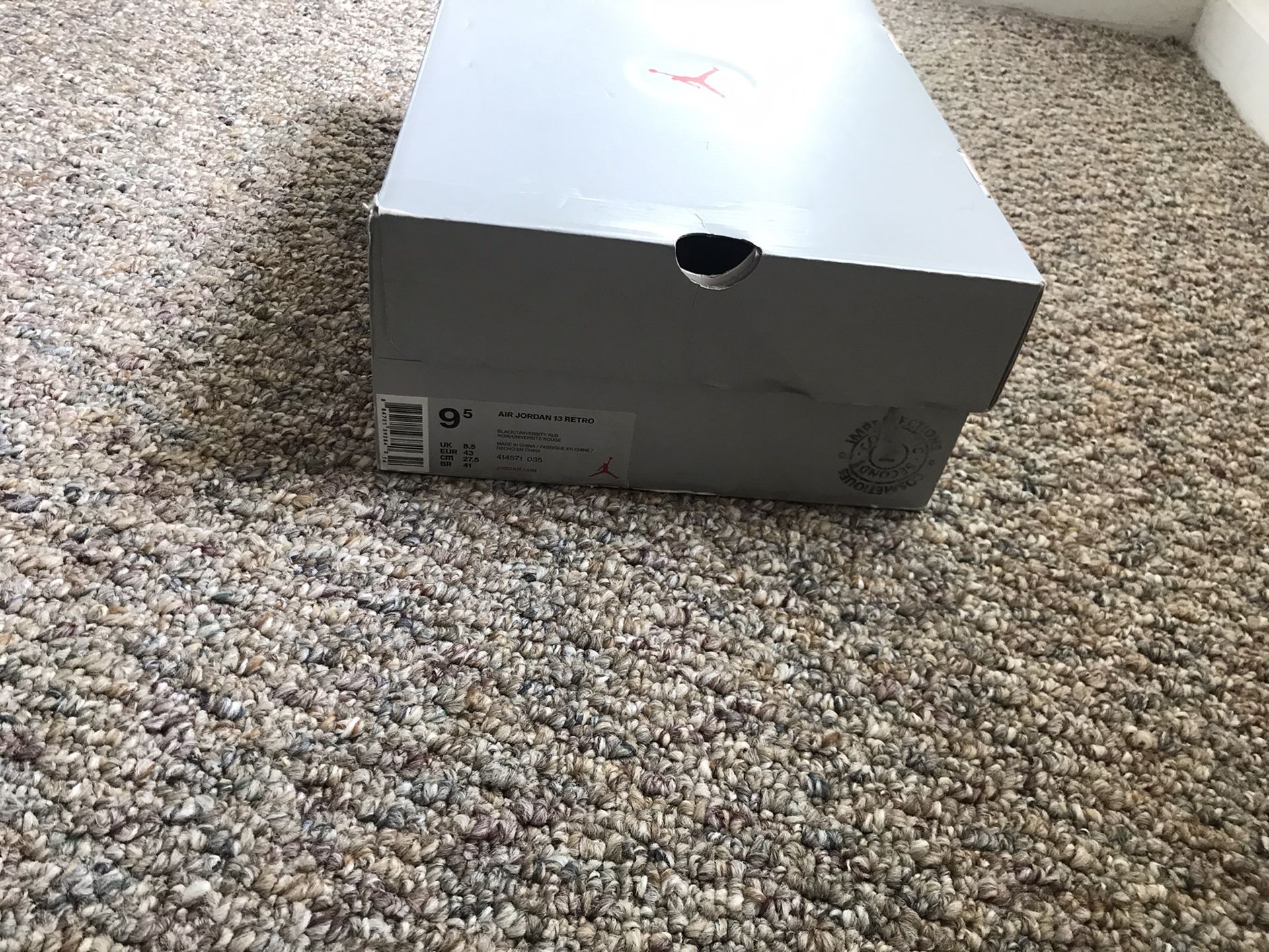 Jordan 13 “class of 2002” size 9.5
