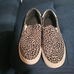 Adidas Slip-Ons – Cheetah Print, Kids Size 4.5