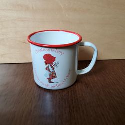 Precious Moments Tin cup "Christmas is here"