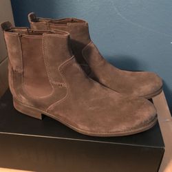UGGs men’s boots Size 15