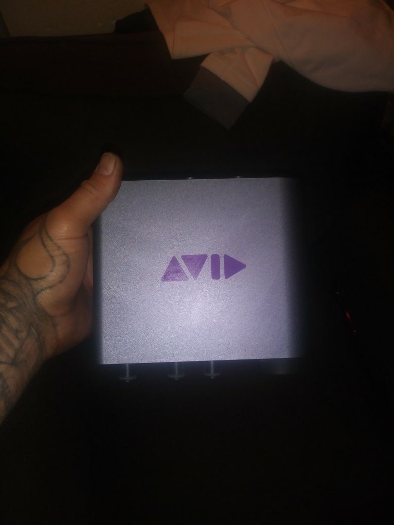 Avid mbox mini