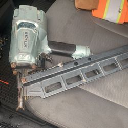 Hitachi NR 83A5s 3-1/4” Framing Nailer Gun Great Condition .. Framing Nail Gun