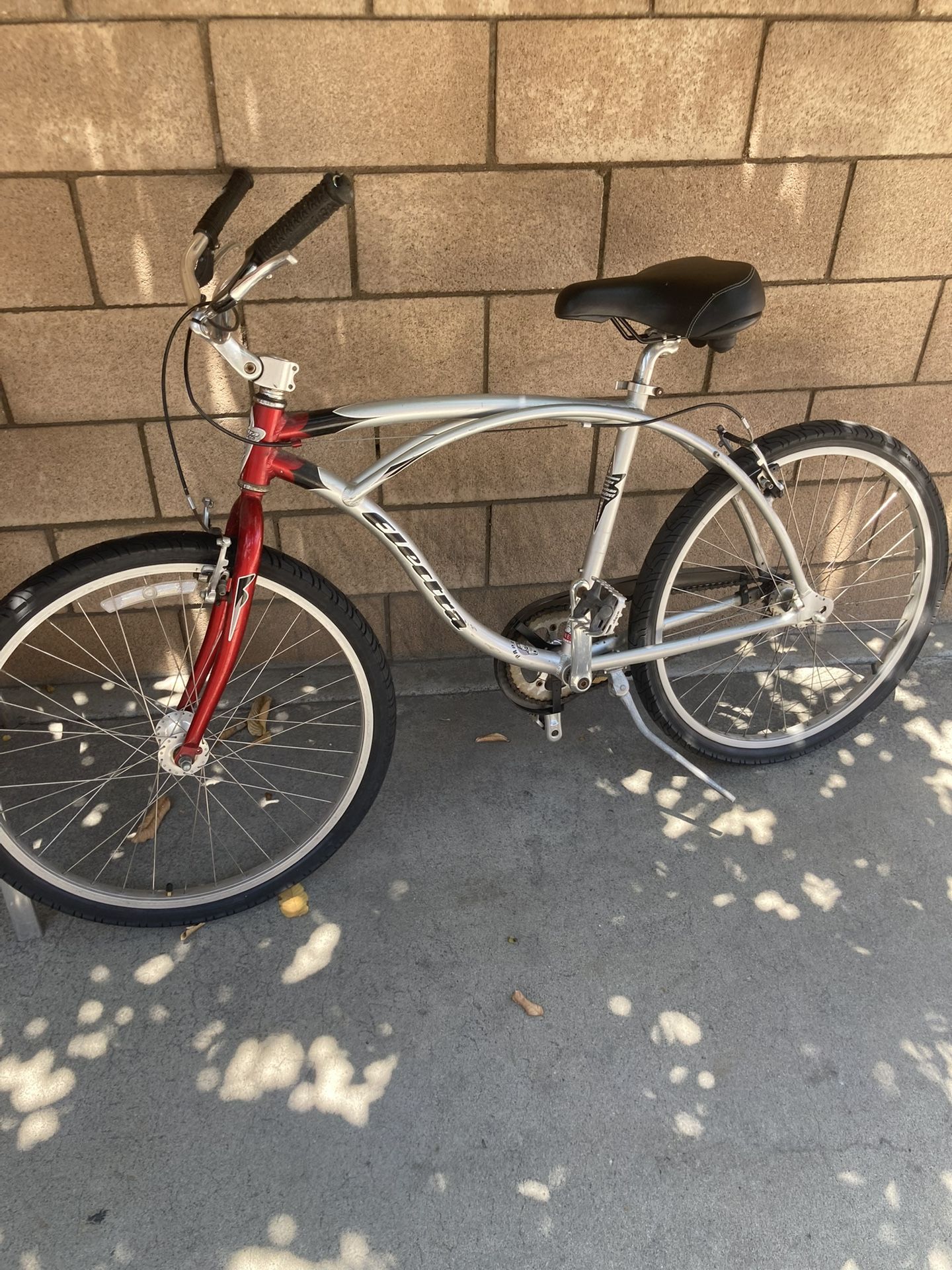 ELECTRA CRUISER