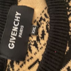 Givenchy Sweater XXL