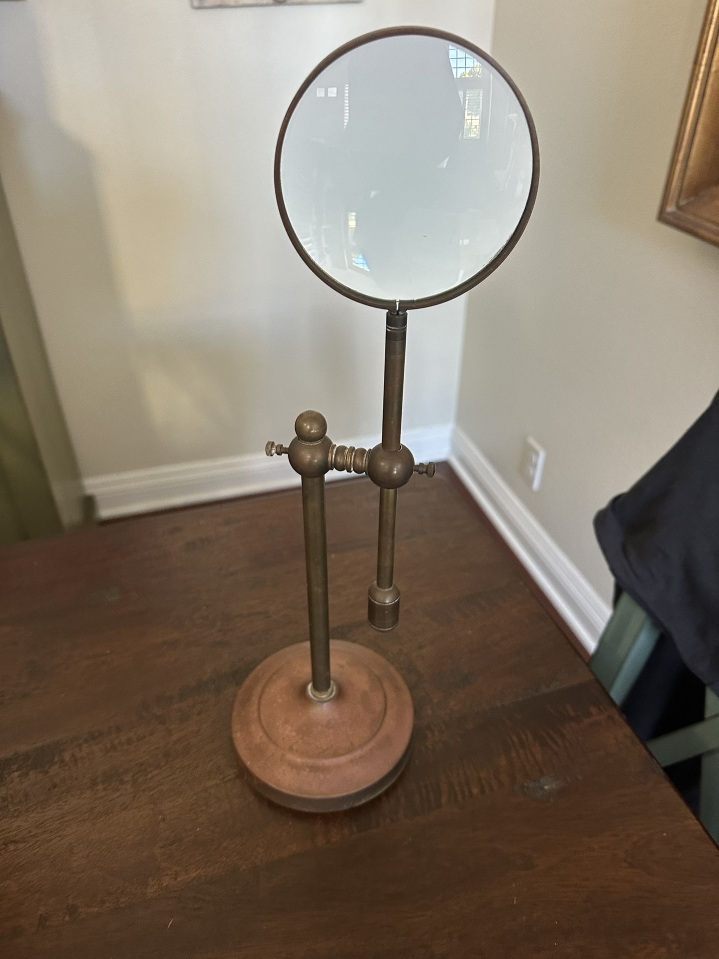 Antique Vintage Magnifying Glass