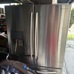 Perfectly Working Samsung Refrigerator 