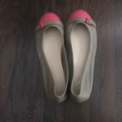 Colehaan Authentic Ballet / Casual Flats NEW- 8.5M