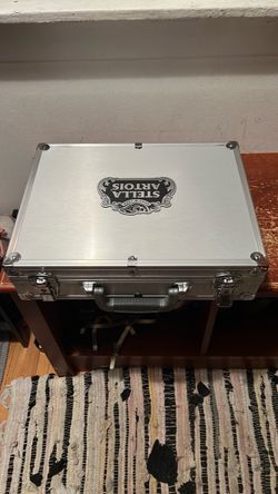 Aluminum suitcase