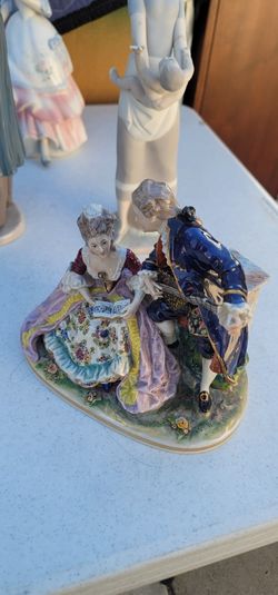 Antique Dresden Porcelain Courting Musicians Figura